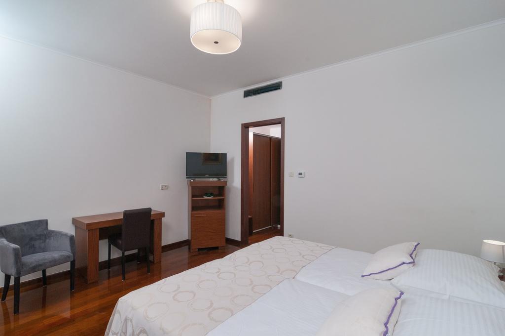 Luxury Rooms Near The Beach Сплит Экстерьер фото